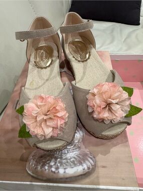 Joyfolie- Girls, Floral Accent Wedge Sandals - Beige
